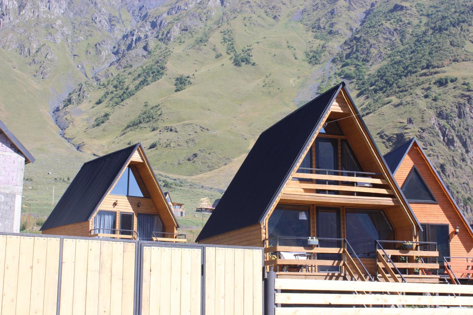 Kazbegi Folk Apartment Exterior photo